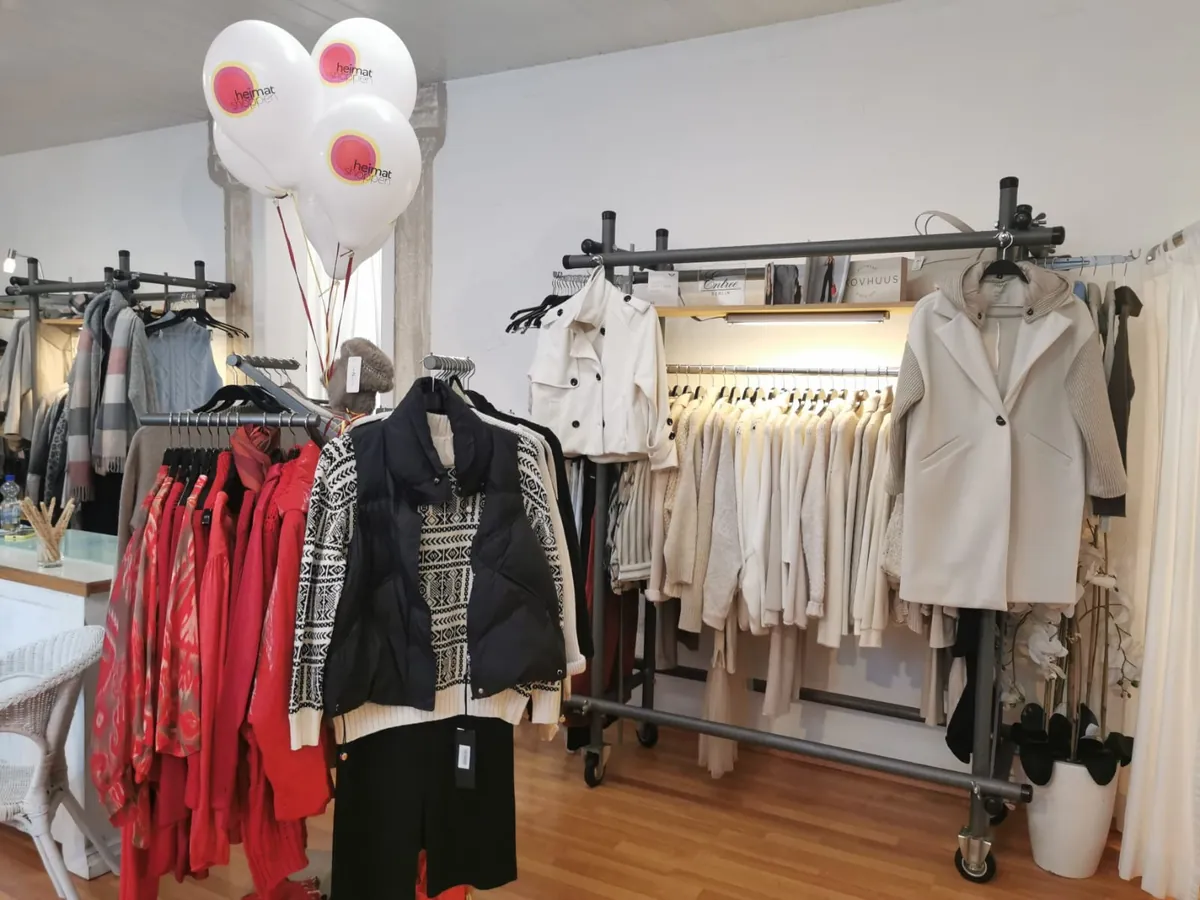 Boutique Pronto Moda Innenraum - Elegante Damenmode und Stilberatung in Ludwigshafen