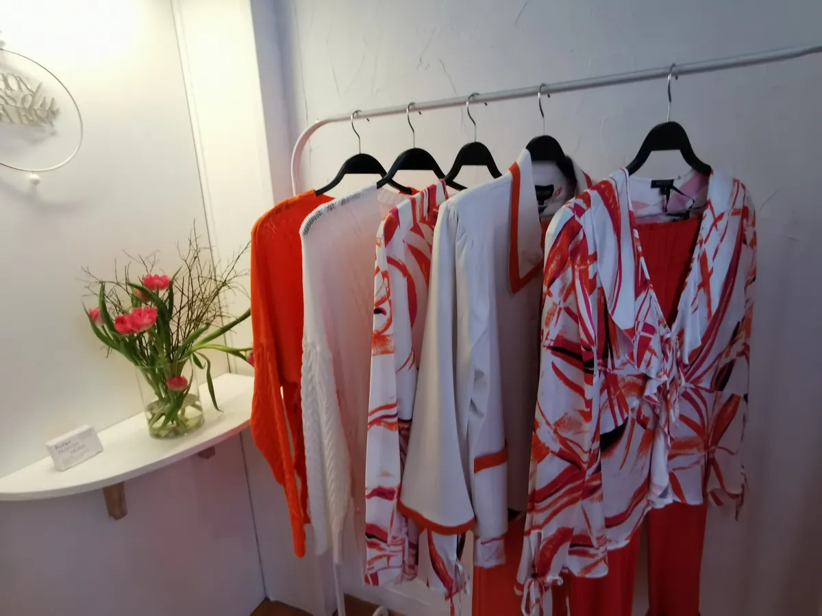 Aktuelle Damenmode Kollektion Boutique Pronto Moda