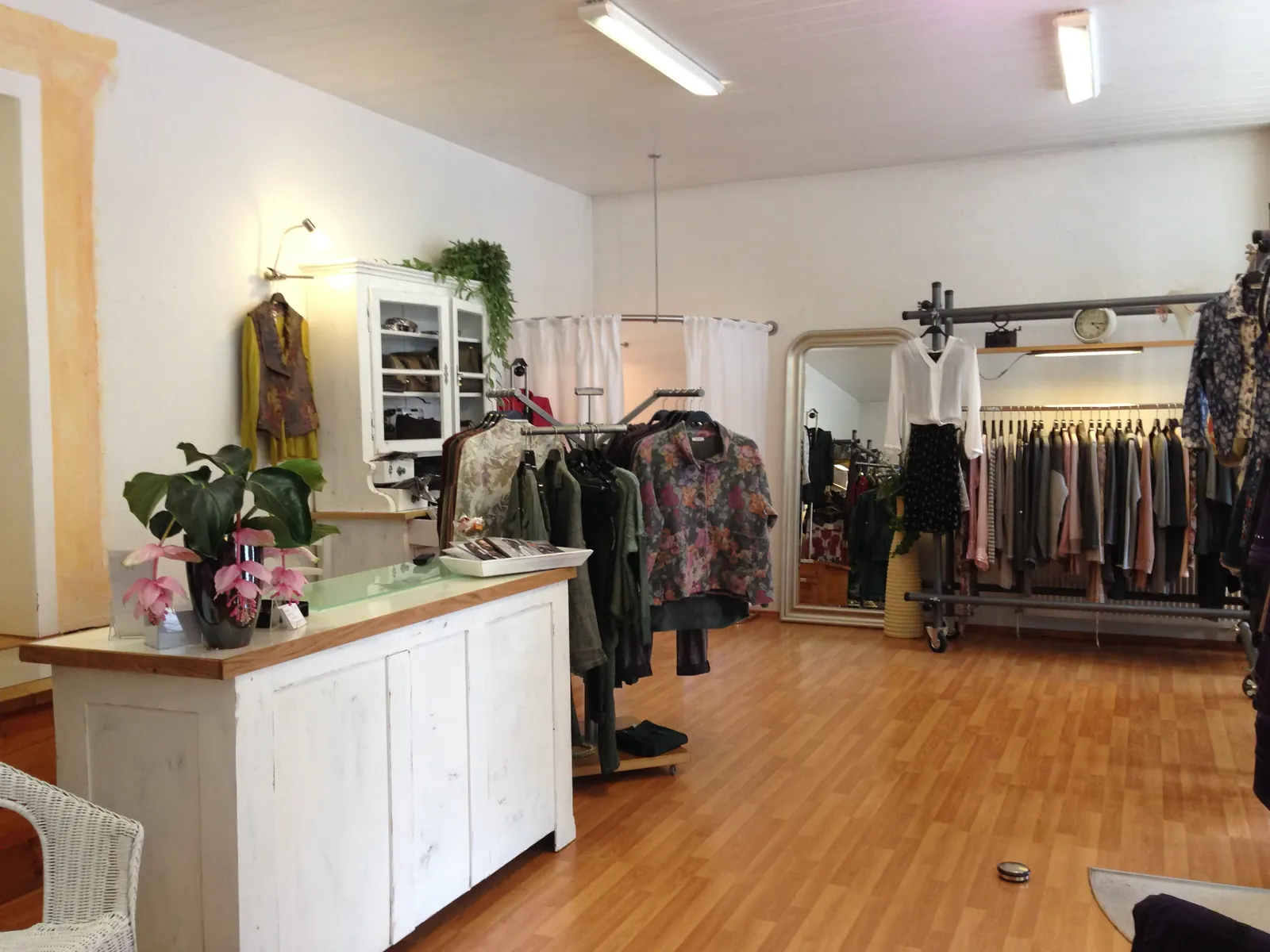 Boutique Pronto Moda Innenansicht - Exklusive Damenmode in Ludwigshafen-Gartenstadt